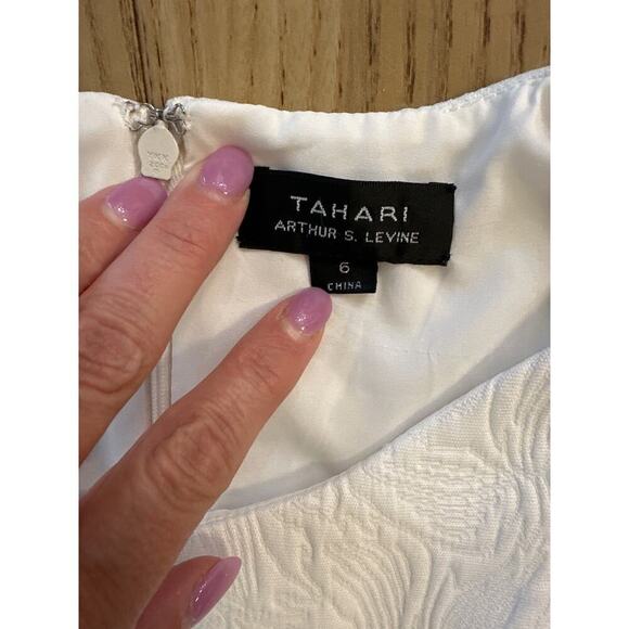 Tahari Dress Womens Size 6 White sheer back and arms - Picture 4 of 5